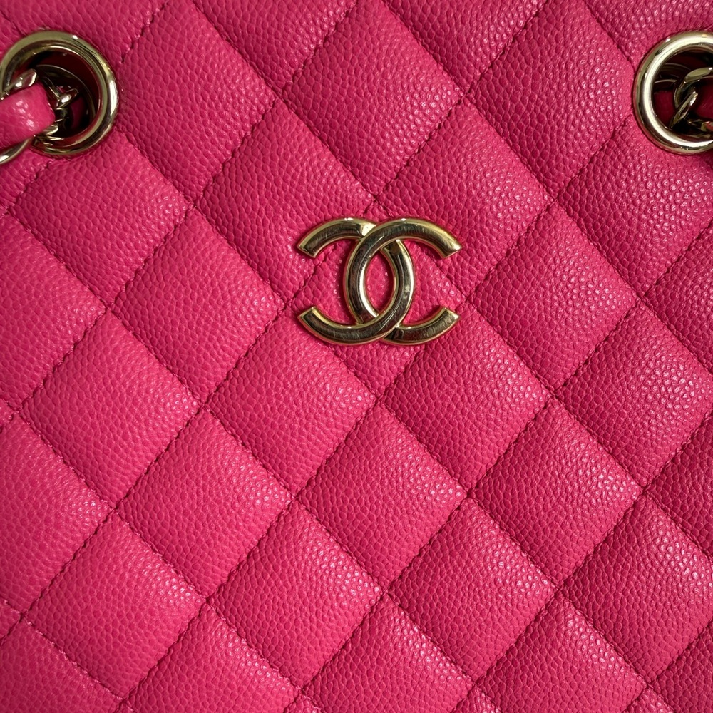 CHANEL Pink Crossbody Bag - Picture 4 of 16